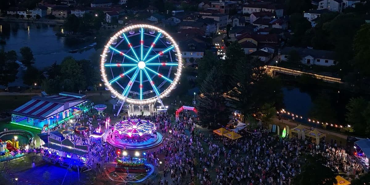 GRAD KOJI MLADIMA DAJE RAZLOG DA OSTANU.